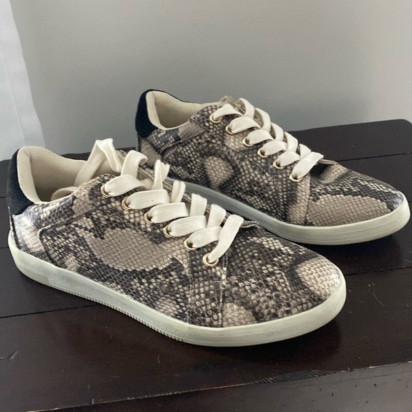 Snakeskin leather sneakers - Picture 1 of 4
